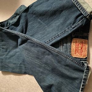Levi’s 513 jeans